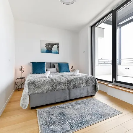 Apartman Crowonder Berin Deluxe Penthouse With Rooftop Terrace And Jacuzzi *