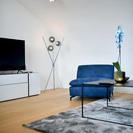 Apartman Crowonder Berin Deluxe Penthouse With Rooftop Terrace And Jacuzzi *