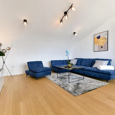 Apartman Crowonder Berin Deluxe Penthouse With Rooftop Terrace And Jacuzzi Zadar